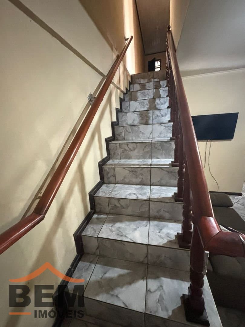 Casa para Venda com 4 quartos e 264m² no bairro São Vicente, em Itajaí
