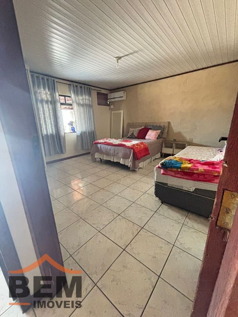 Casa para Venda com 4 quartos e 264m² no bairro São Vicente, em Itajaí