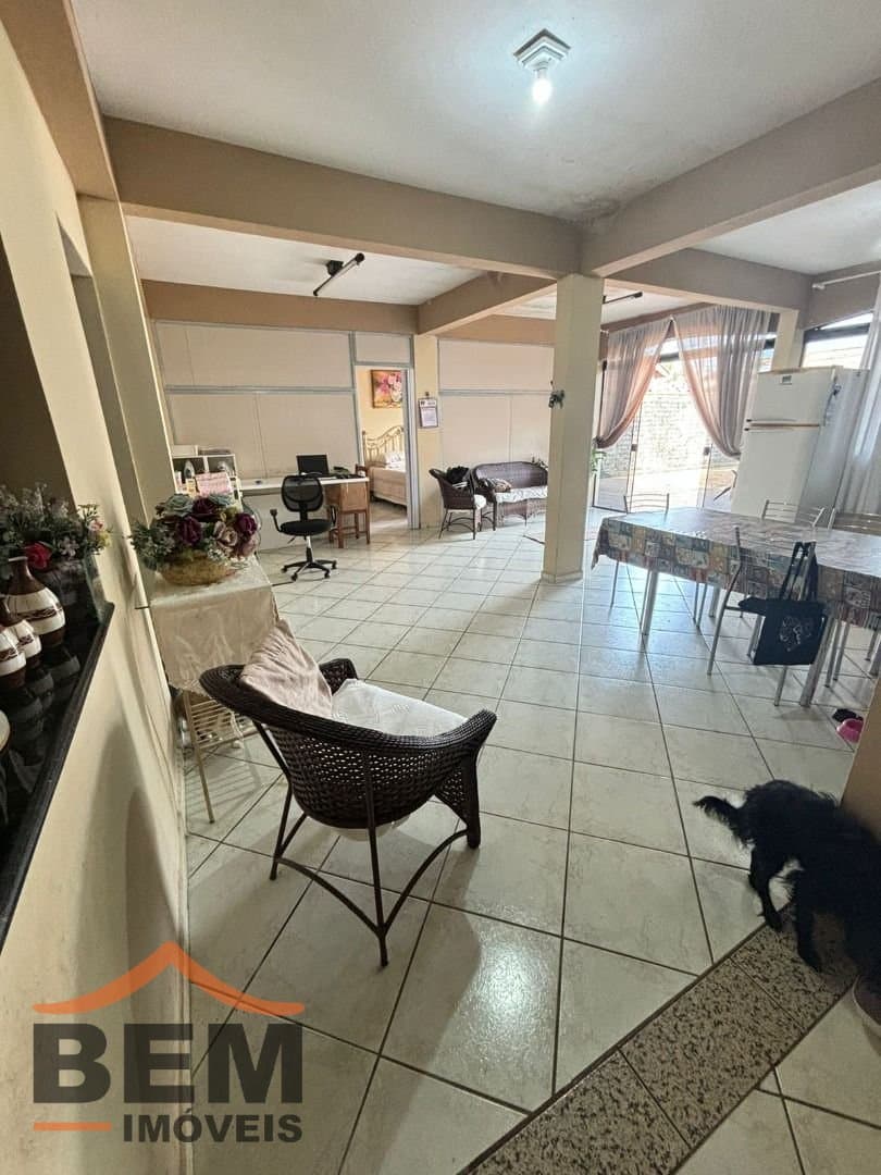 Casa para Venda com 4 quartos e 264m² no bairro São Vicente, em Itajaí