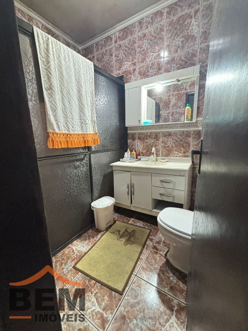 Casa para Venda com 4 quartos e 264m² no bairro São Vicente, em Itajaí