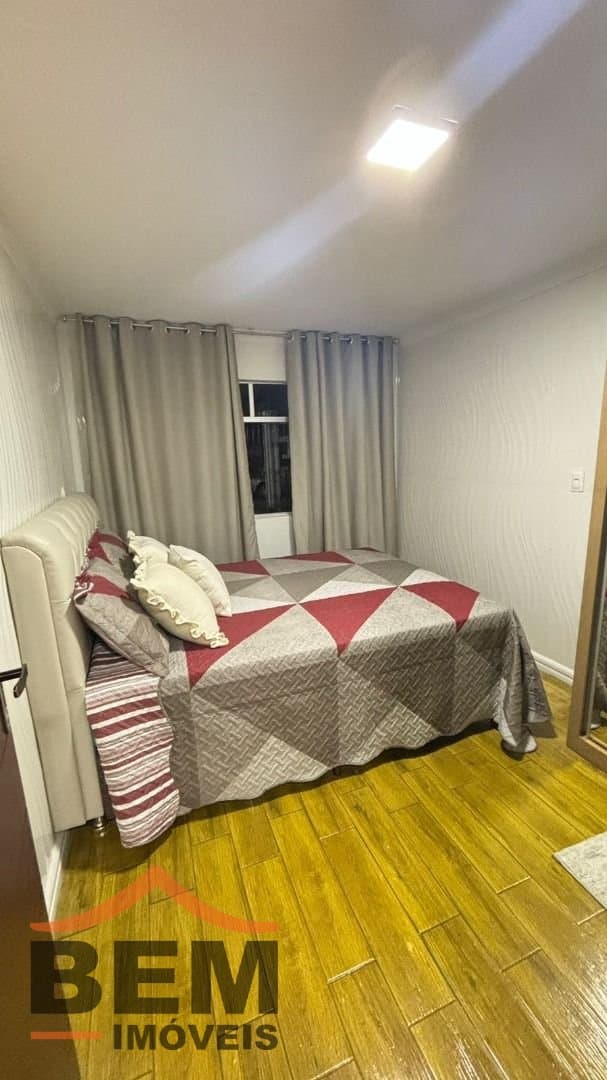 Casa para Venda com 3 quartos e 256m² no bairro São Vicente, em Itajaí