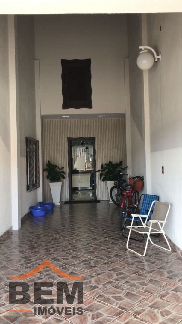 Casa para Venda com 3 quartos e 256m² no bairro São Vicente, em Itajaí