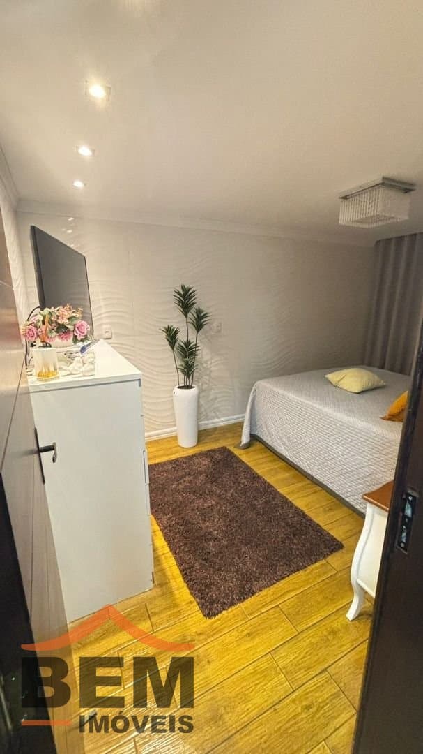 Casa para Venda com 3 quartos e 256m² no bairro São Vicente, em Itajaí