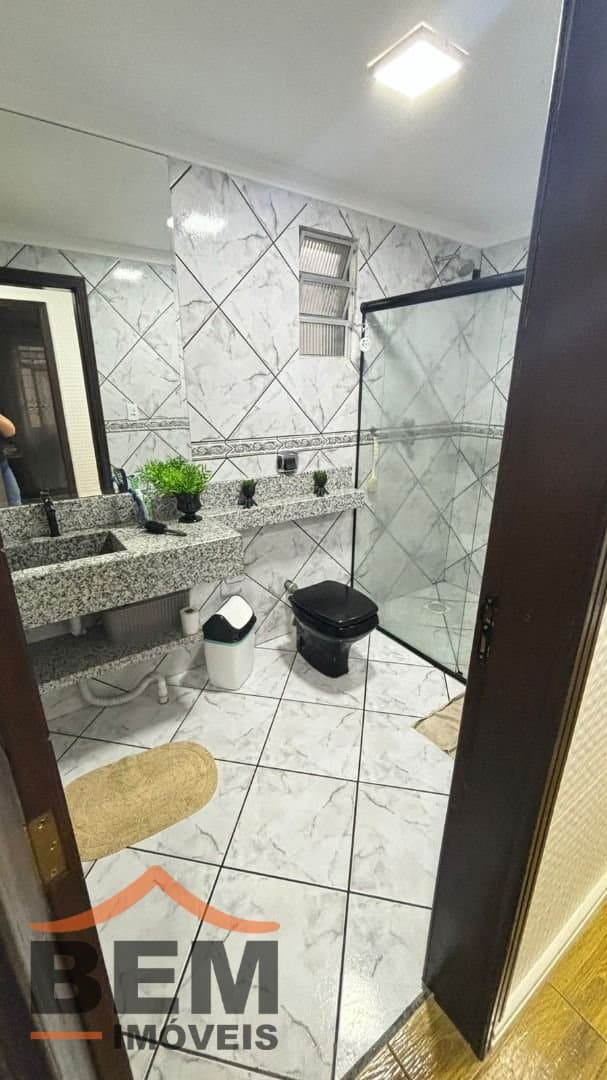 Casa para Venda com 3 quartos e 256m² no bairro São Vicente, em Itajaí