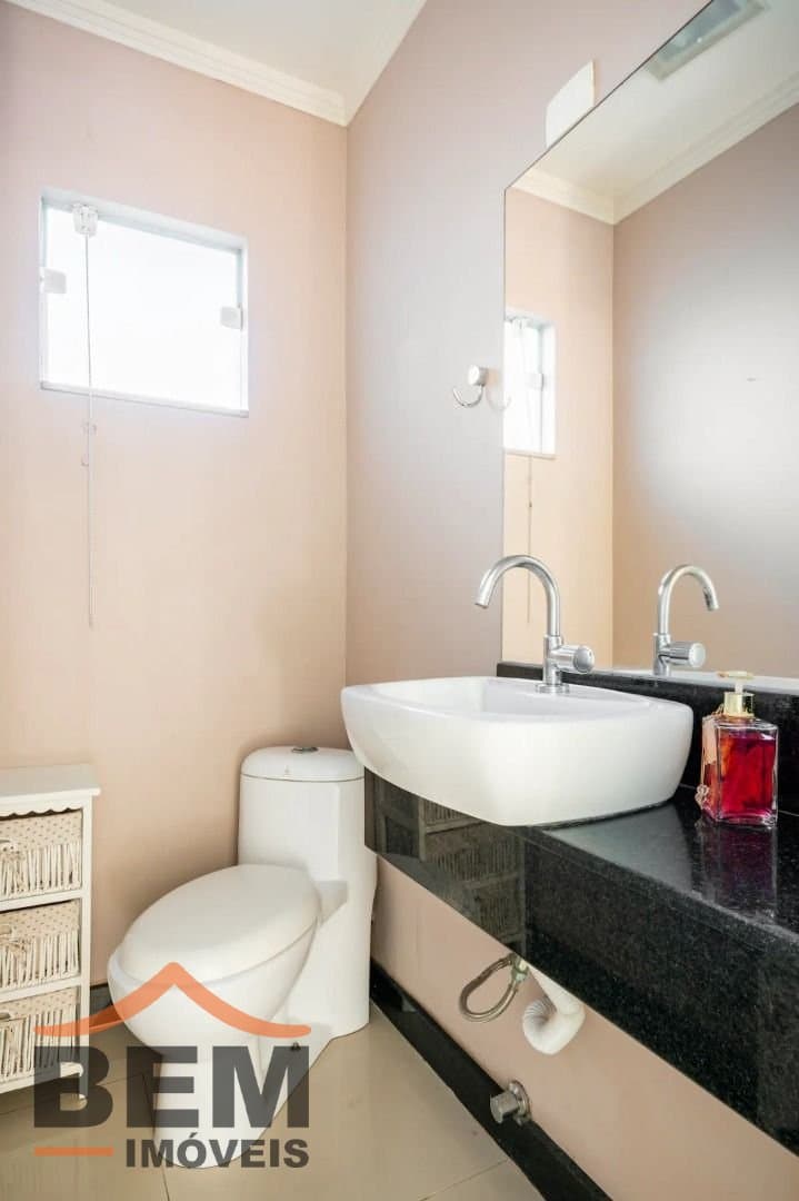 Casa para Venda com 3 quartos e 136m² no bairro Centro, em Balneário Camboriú