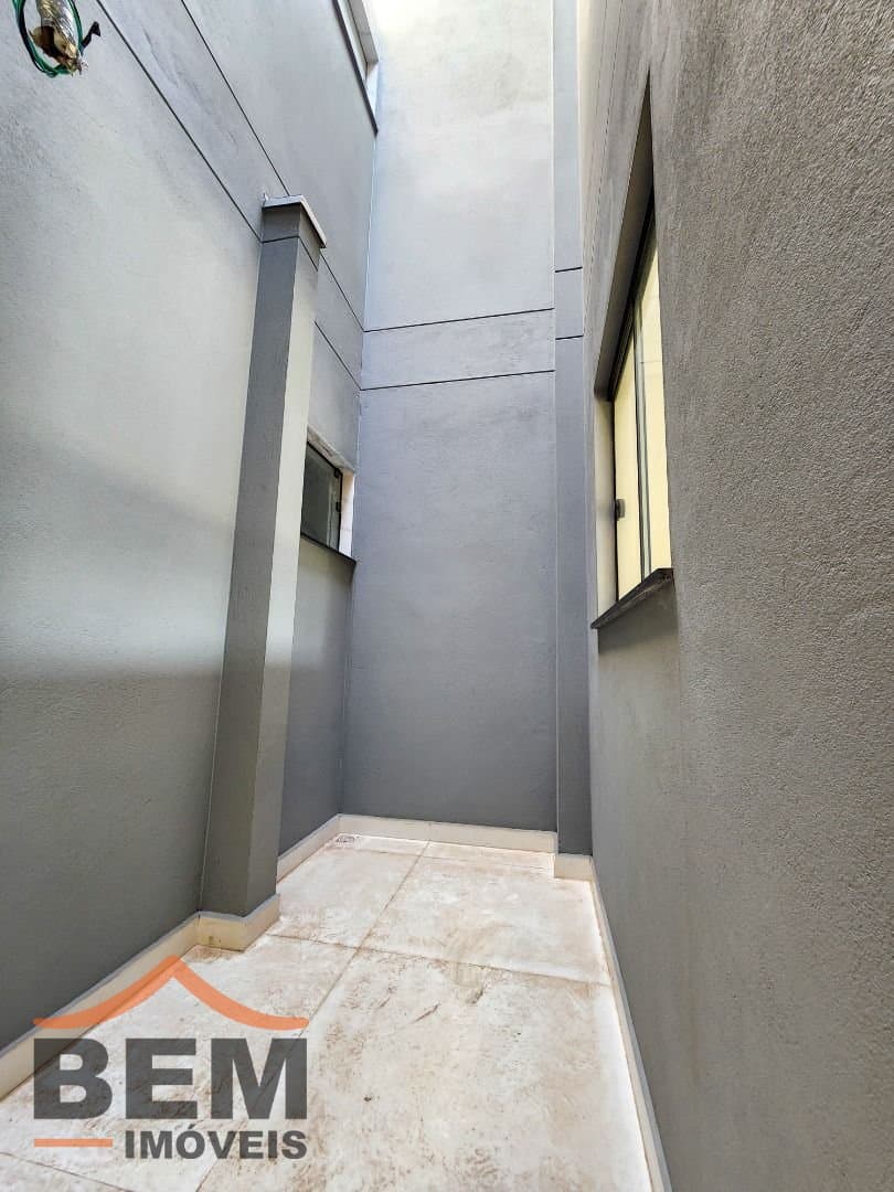 Apartamento para Venda com 3 quartos e 102m² no bairro Cordeiros, em Itajaí