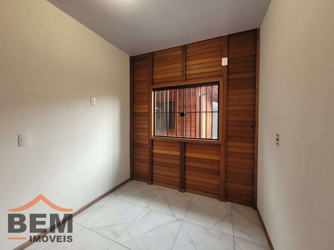 Casa para Locação com 2 quartos e 40m² no bairro Centro, em Itajaí
