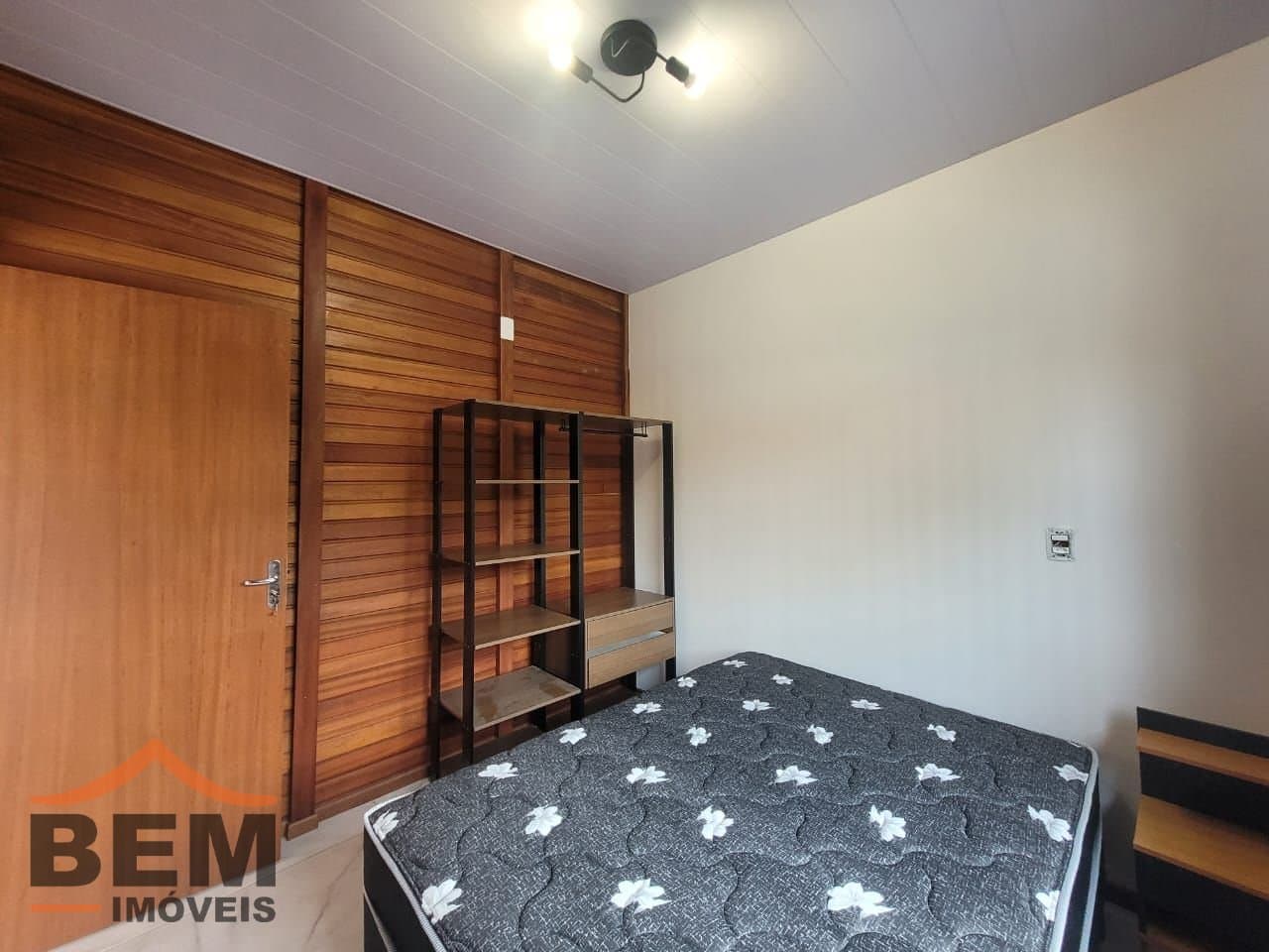 Casa para Locação com 2 quartos e 40m² no bairro Centro, em Itajaí
