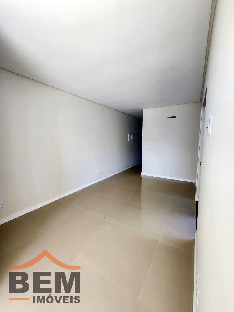 Apartamento para Venda com 3 quartos no bairro Cordeiros, em Itajaí