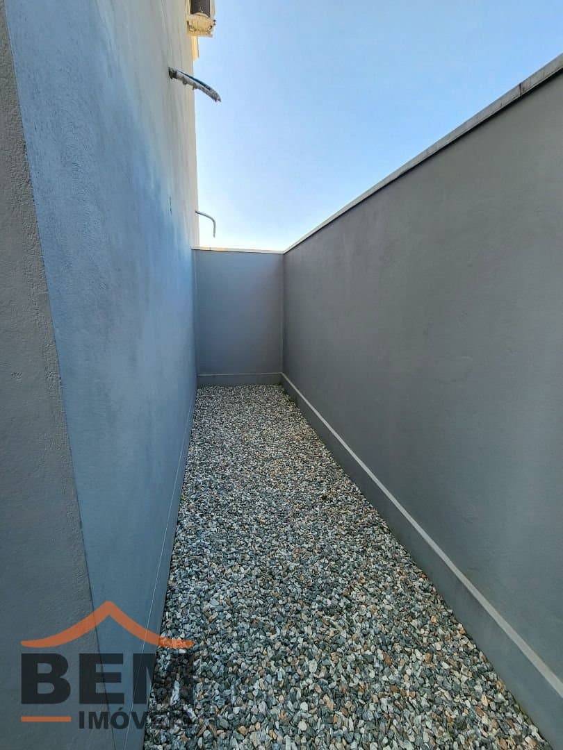 Apartamento para Venda com 3 quartos no bairro Cordeiros, em Itajaí