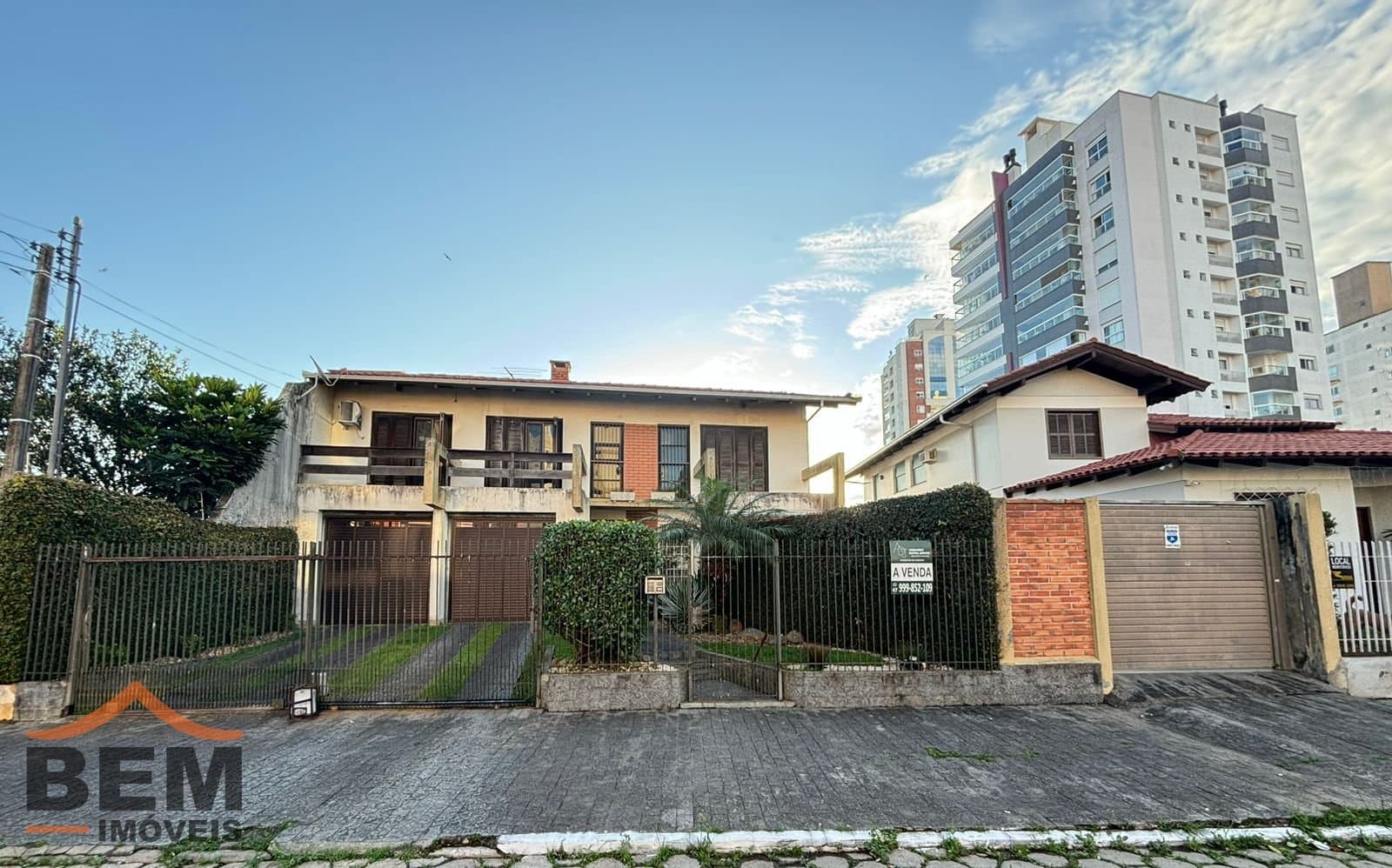 Casa para Venda com 3 quartos e 300m² no bairro Vila Operária, em Itajaí