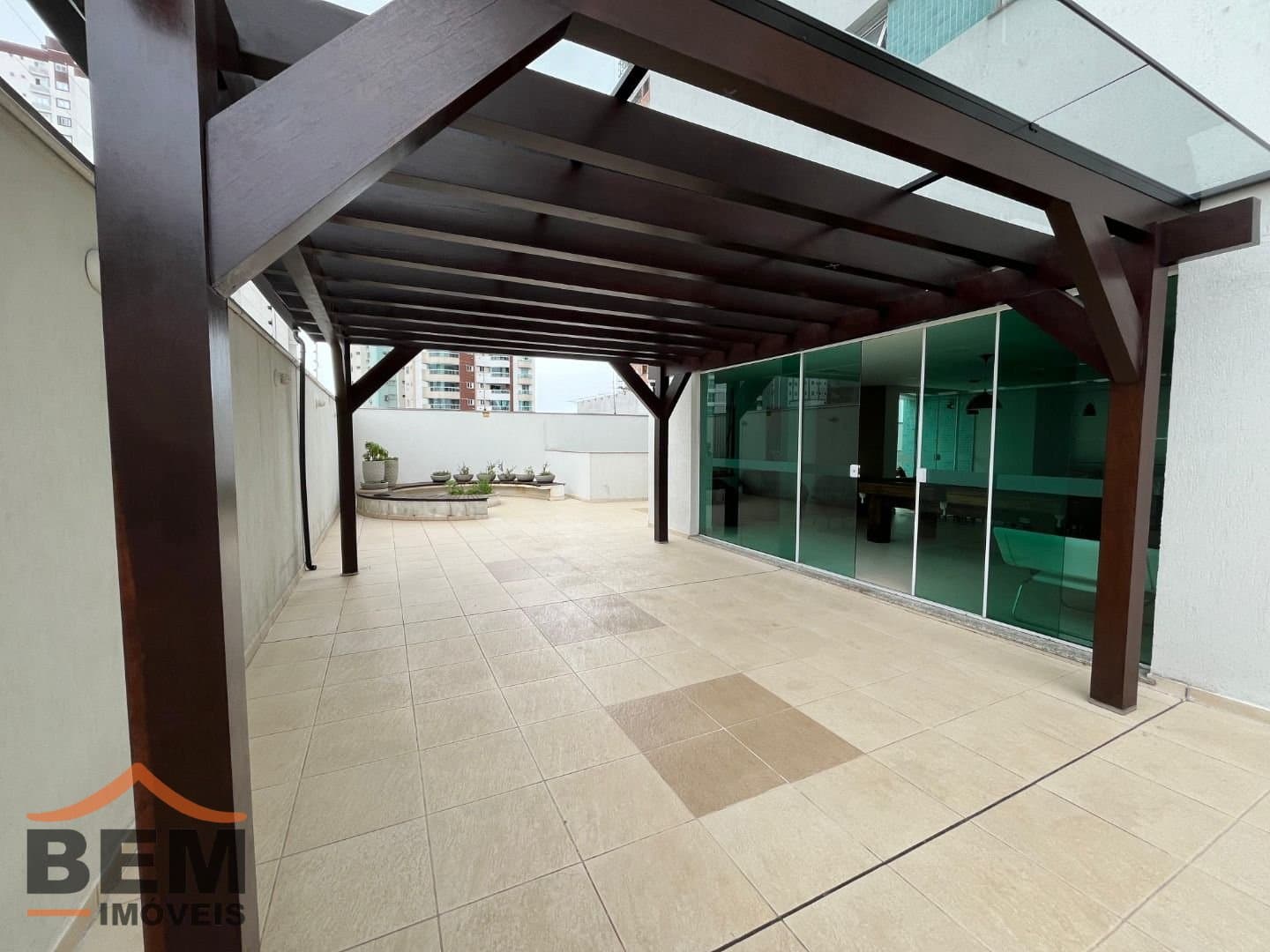 Apartamento para Venda com 2 quartos e 83m² no bairro Centro, em Itajaí