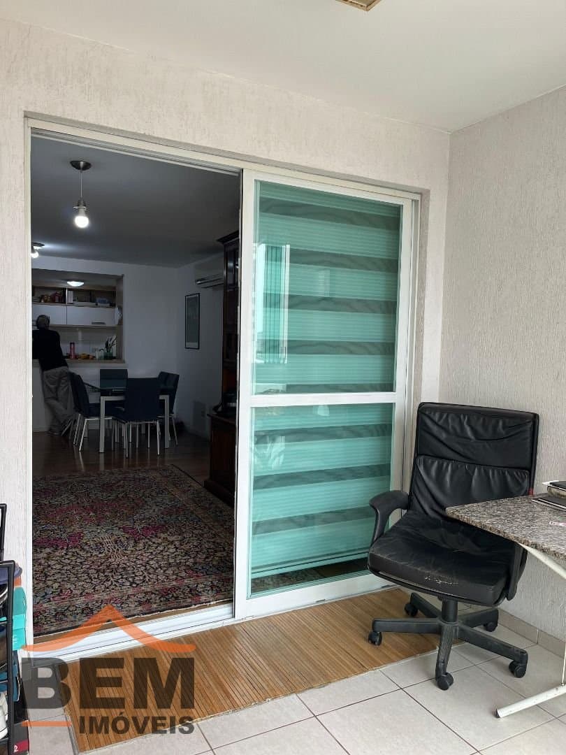 Apartamento para Venda com 2 quartos e 83m² no bairro Centro, em Itajaí