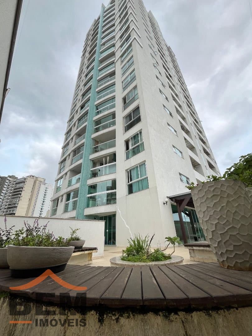 Apartamento para Venda com 2 quartos e 83m² no bairro Centro, em Itajaí
