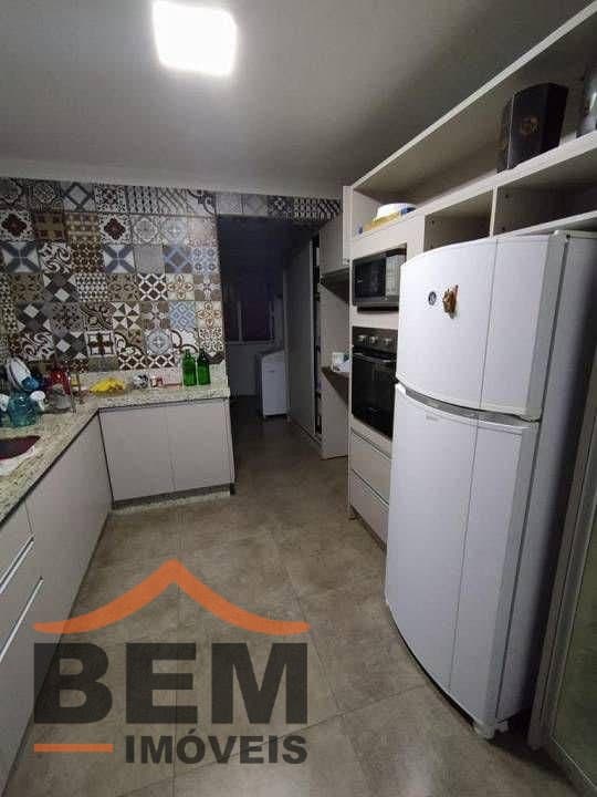 Apartamento para Venda com 4 quartos e 120m² no bairro Centro, em Itajaí
