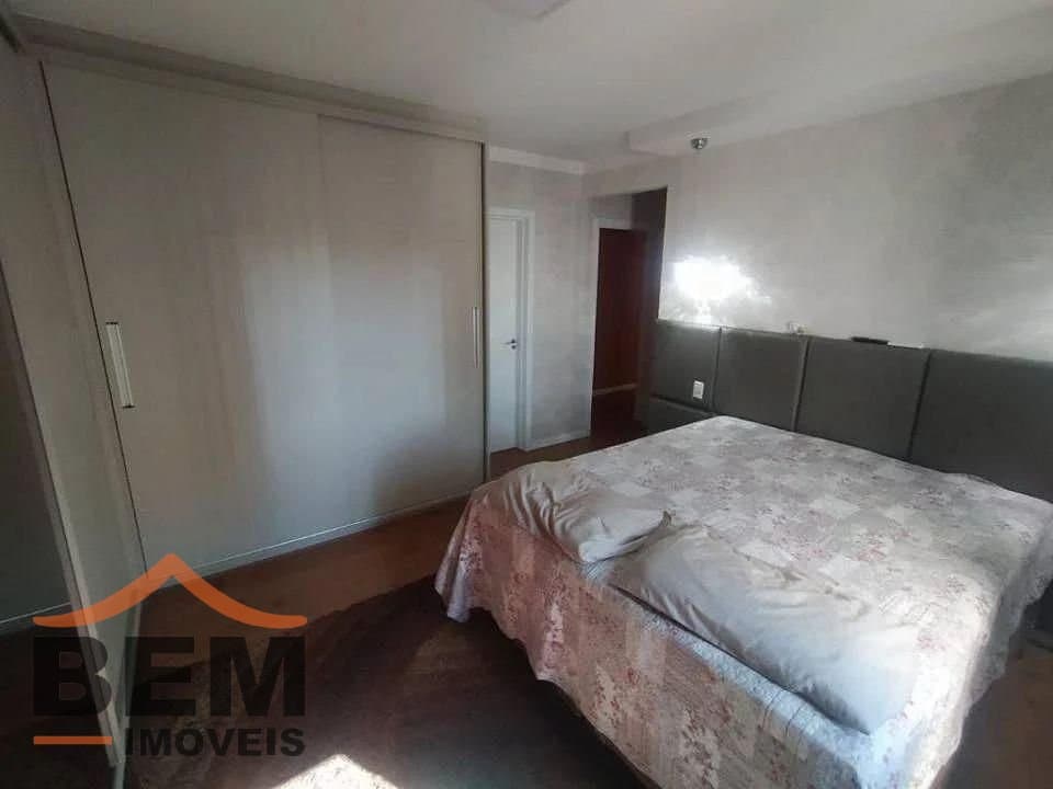 Apartamento para Venda com 4 quartos e 120m² no bairro Centro, em Itajaí
