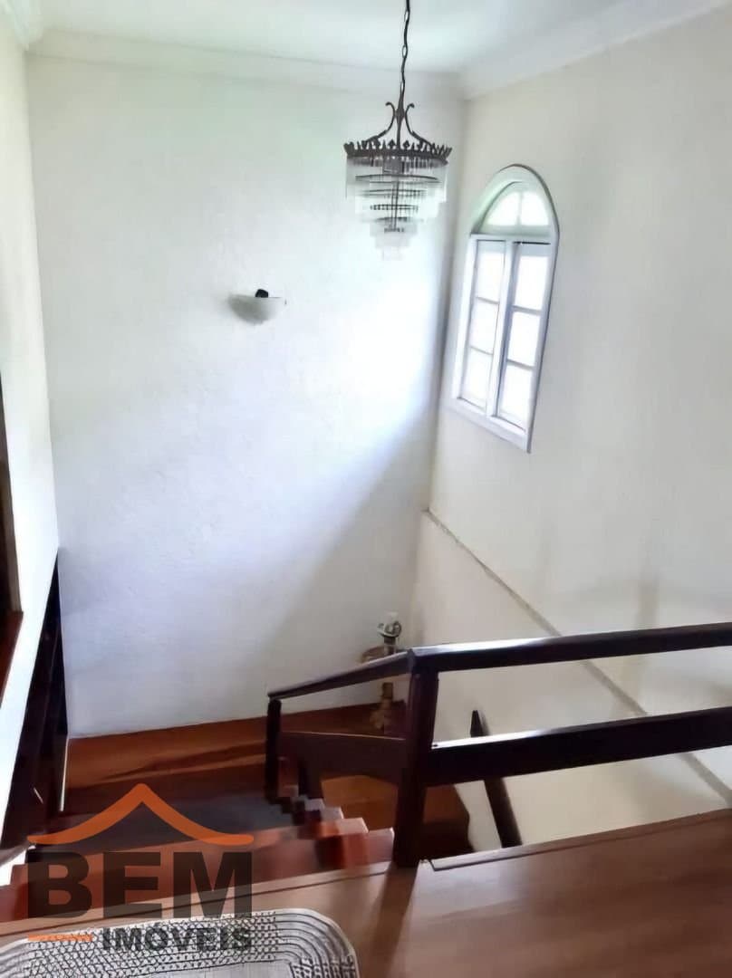 Casa para Venda com 4 quartos e 400m² no bairro São João, em Itajaí