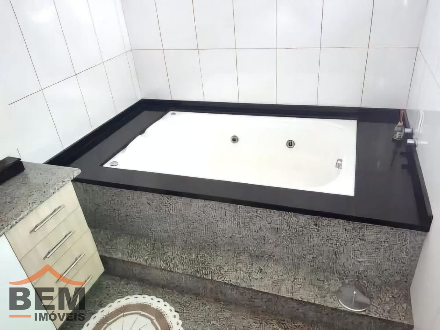 Casa para Venda com 4 quartos e 400m² no bairro São João, em Itajaí