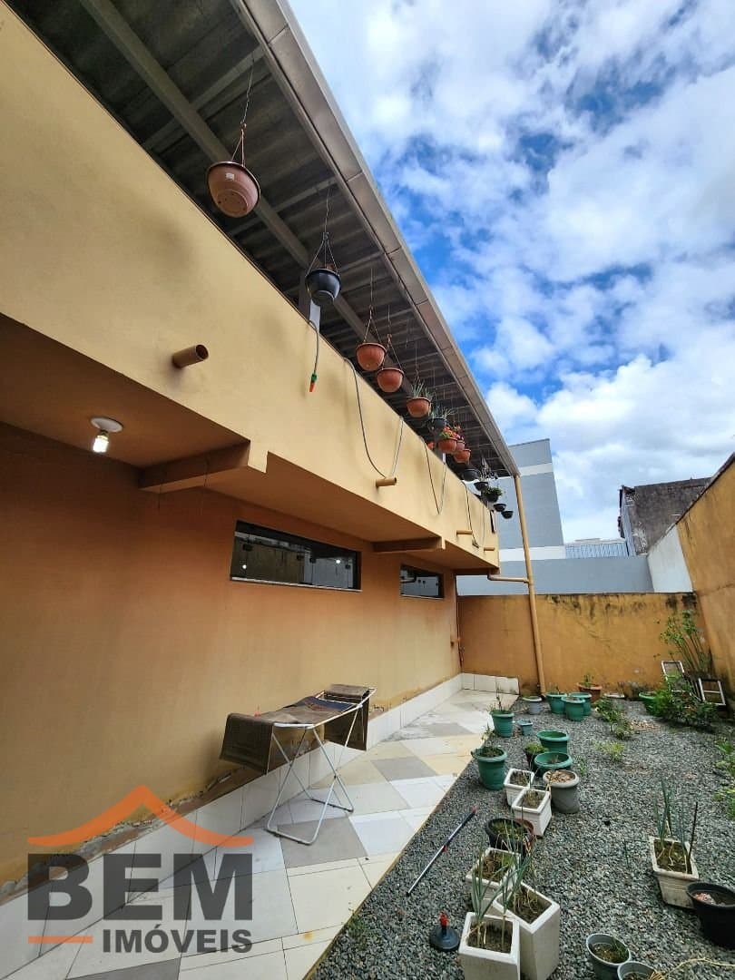 Casa para Venda com 3 quartos e 400m² no bairro São Vicente, em Itajaí