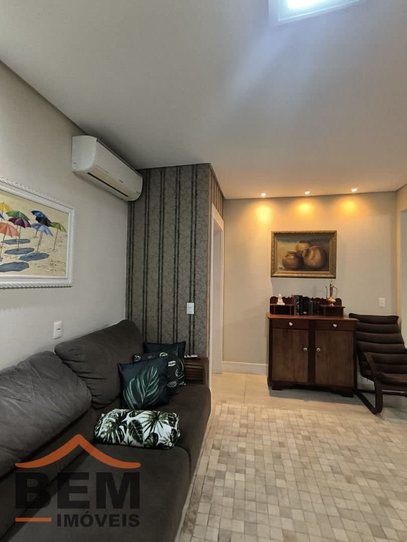 Apartamento para Venda com 2 quartos e 143m² no bairro Centro, em Itajaí