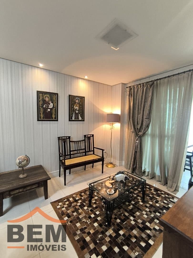 Apartamento para Venda com 2 quartos e 143m² no bairro Centro, em Itajaí