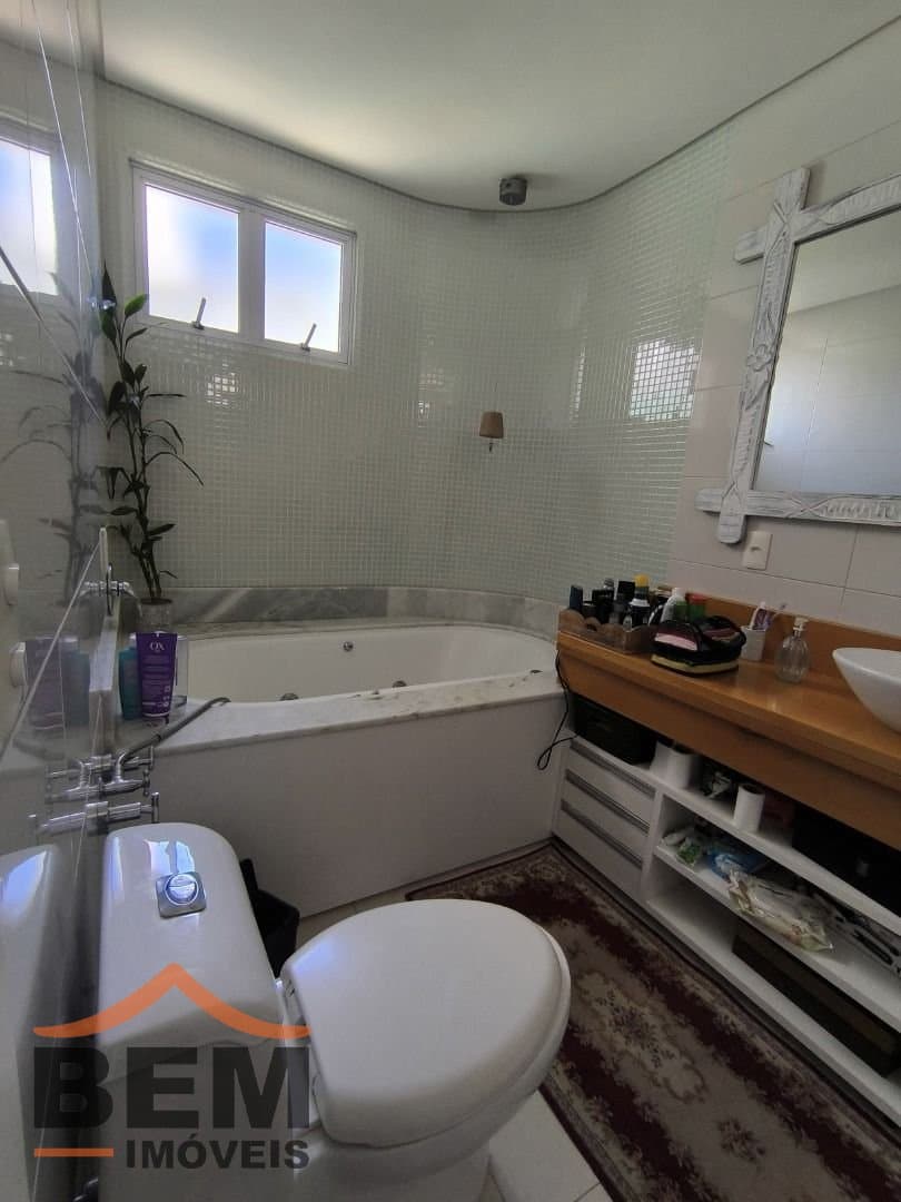 Apartamento para Venda com 2 quartos e 143m² no bairro Centro, em Itajaí
