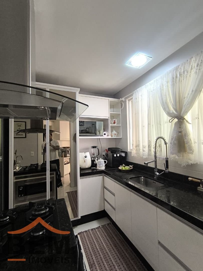 Apartamento para Venda com 2 quartos e 143m² no bairro Centro, em Itajaí