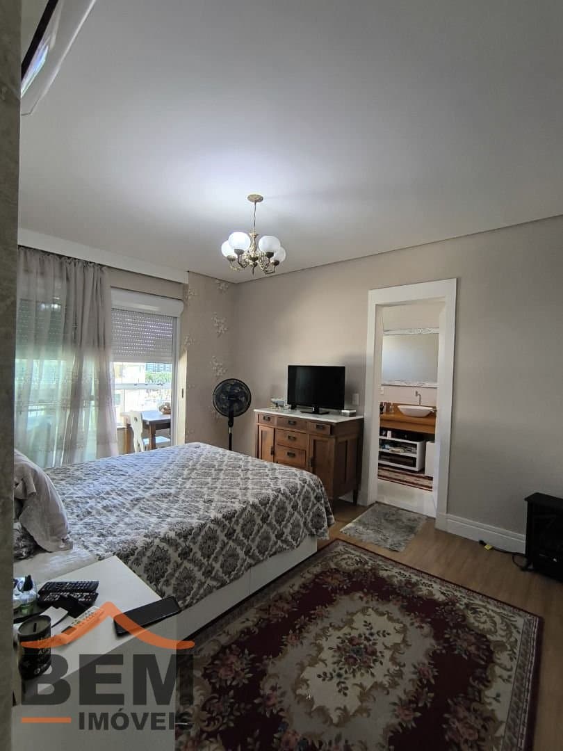 Apartamento para Venda com 2 quartos e 143m² no bairro Centro, em Itajaí