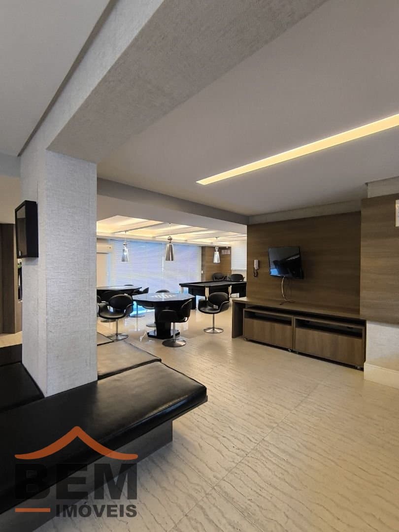 Apartamento para Venda com 2 quartos e 143m² no bairro Centro, em Itajaí
