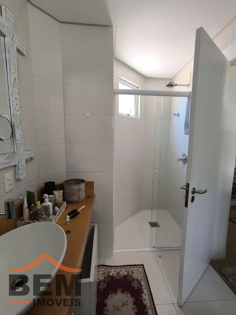 Apartamento para Venda com 2 quartos e 143m² no bairro Centro, em Itajaí
