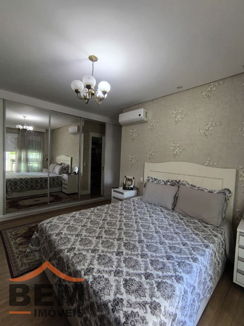 Apartamento para Venda com 2 quartos e 143m² no bairro Centro, em Itajaí