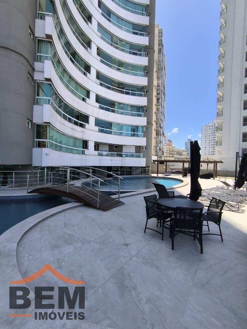 Apartamento para Venda com 2 quartos e 143m² no bairro Centro, em Itajaí
