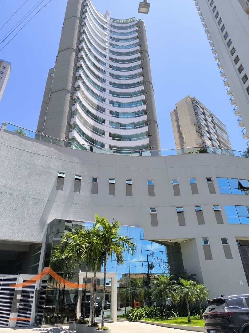 Apartamento para Venda com 2 quartos e 143m² no bairro Centro, em Itajaí