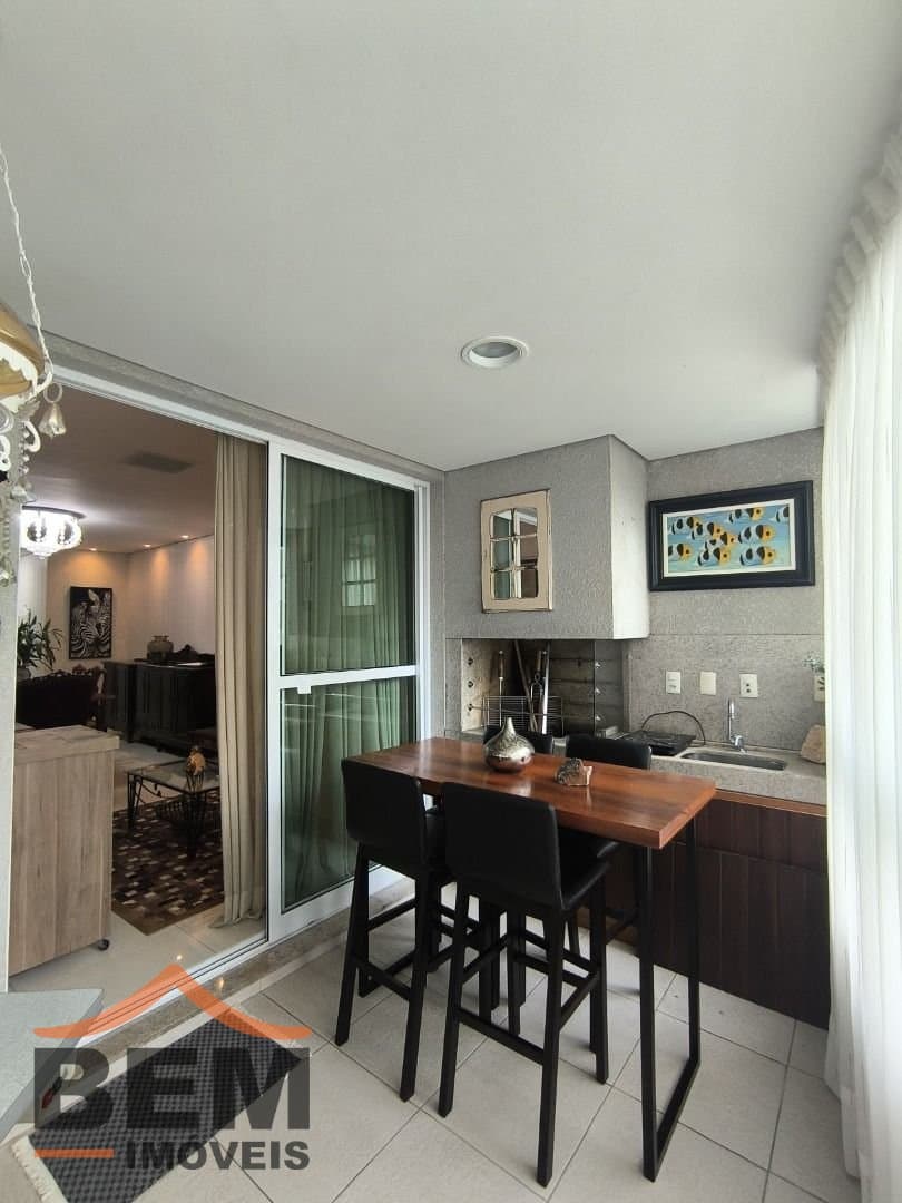 Apartamento para Venda com 2 quartos e 143m² no bairro Centro, em Itajaí