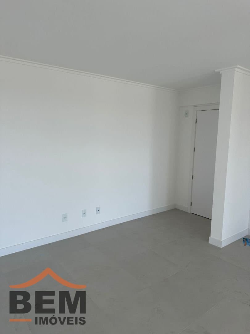 Apartamento para Venda com 3 quartos e 85m² no bairro São Vicente, em Itajaí