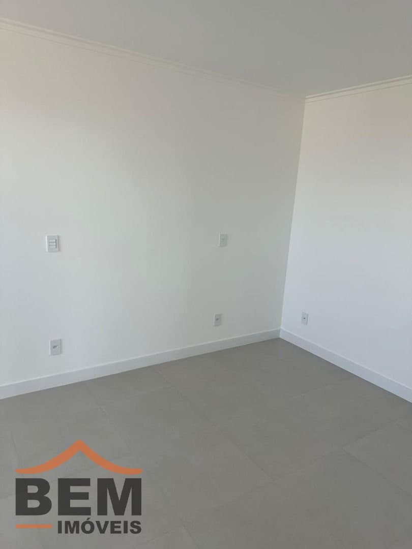 Apartamento para Venda com 3 quartos e 85m² no bairro São Vicente, em Itajaí