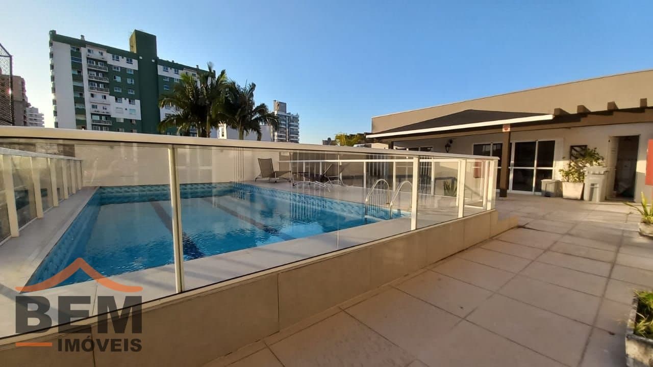 Apartamento para Locação com 3 quartos e 100m² no bairro Centro, em Itajaí