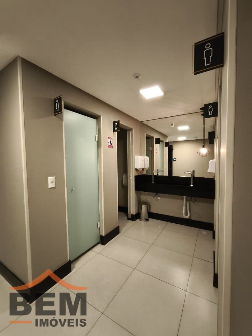 Apartamento para Venda com 3 quartos e 73m² no bairro São João, em Itajaí