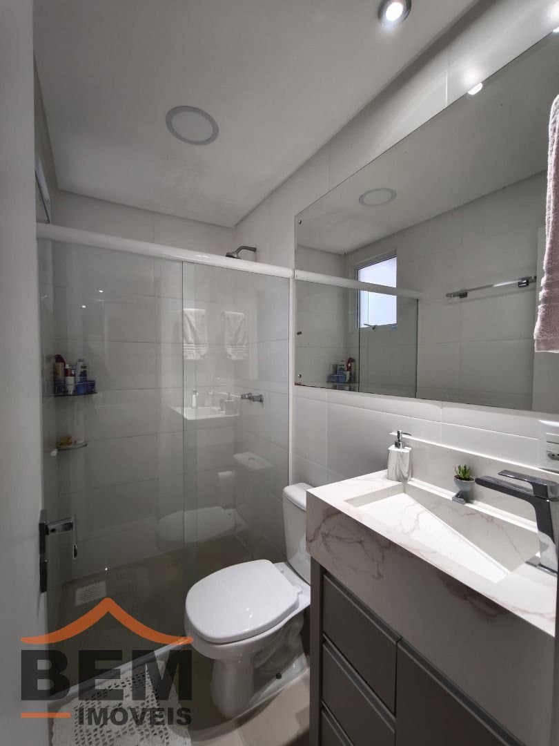 Apartamento para Venda com 3 quartos e 73m² no bairro São João, em Itajaí