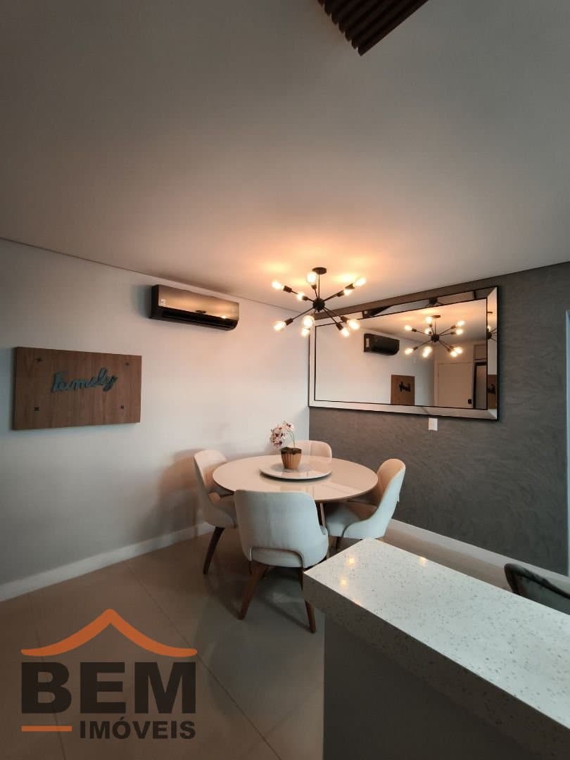 Apartamento para Venda com 3 quartos e 73m² no bairro São João, em Itajaí