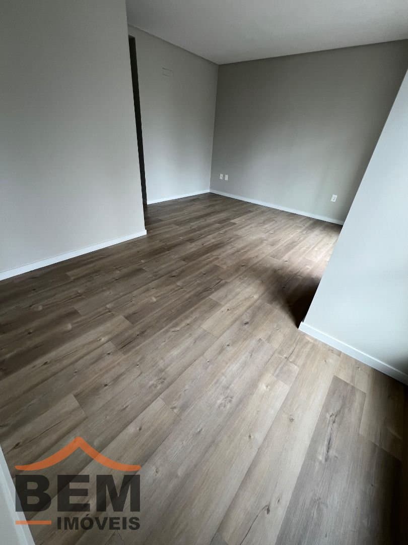Sobrado para Venda com 3 quartos e 160m² no bairro Centro, em Itajaí