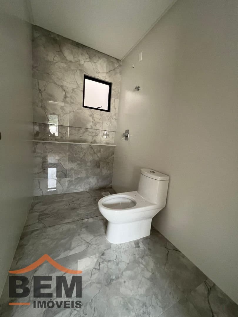 Sobrado para Venda com 3 quartos e 160m² no bairro Centro, em Itajaí