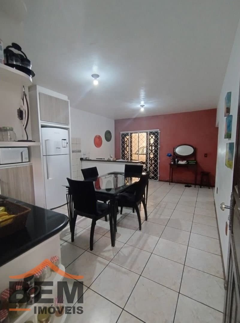 Casa para Venda com 2 quartos e 91m² no bairro São João, em Itajaí