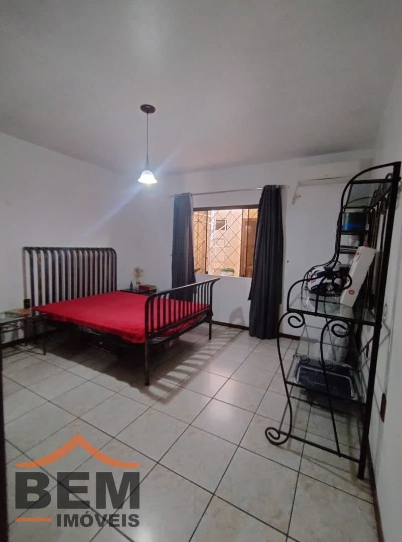 Casa para Venda com 2 quartos e 91m² no bairro São João, em Itajaí