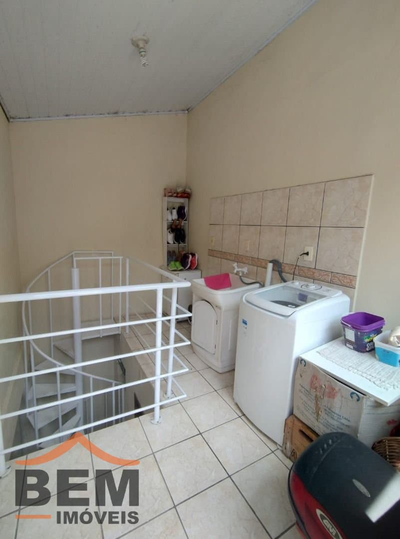 Casa para Venda com 2 quartos e 91m² no bairro São João, em Itajaí