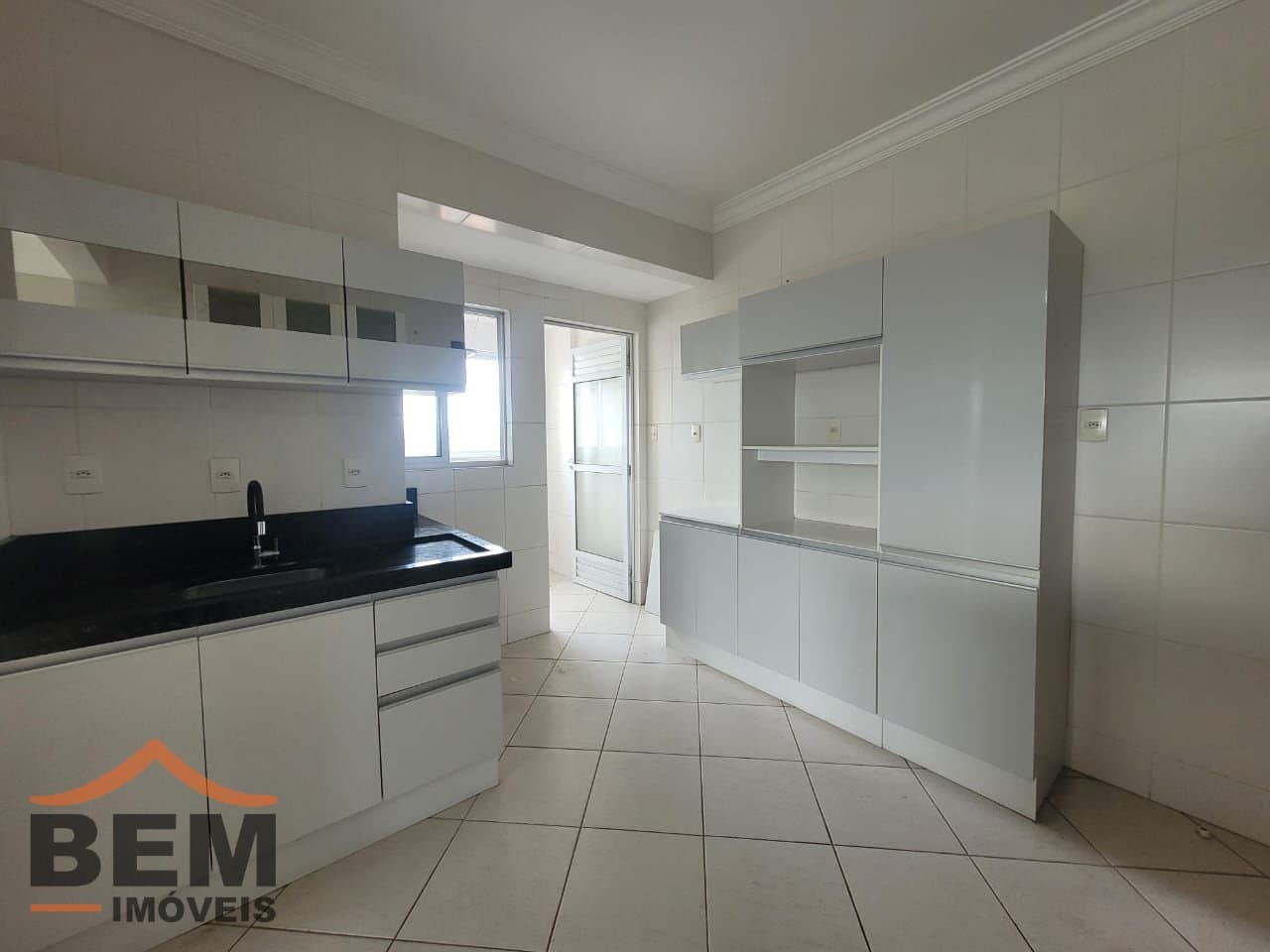 Apartamento para Locação com 2 quartos e 70m² no bairro Dom Bosco, em Itajaí