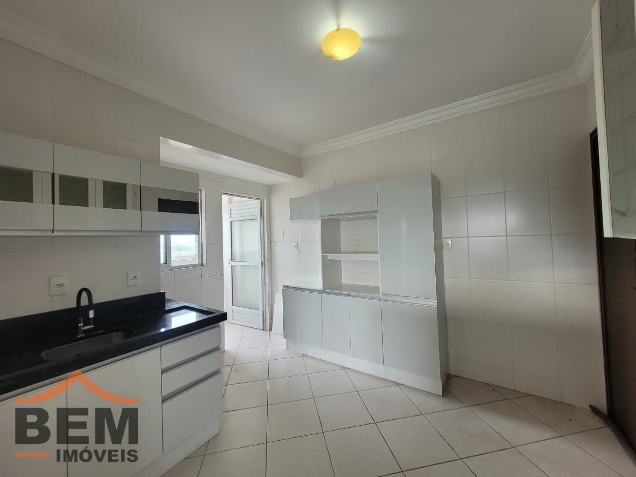 Apartamento para Locação com 2 quartos e 70m² no bairro Dom Bosco, em Itajaí