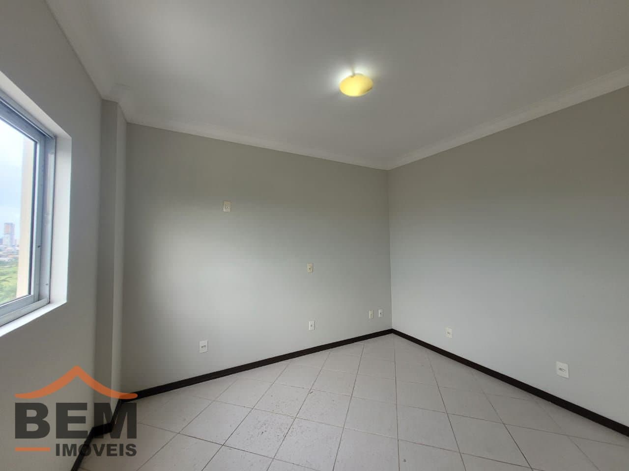 Apartamento para Locação com 2 quartos e 70m² no bairro Dom Bosco, em Itajaí