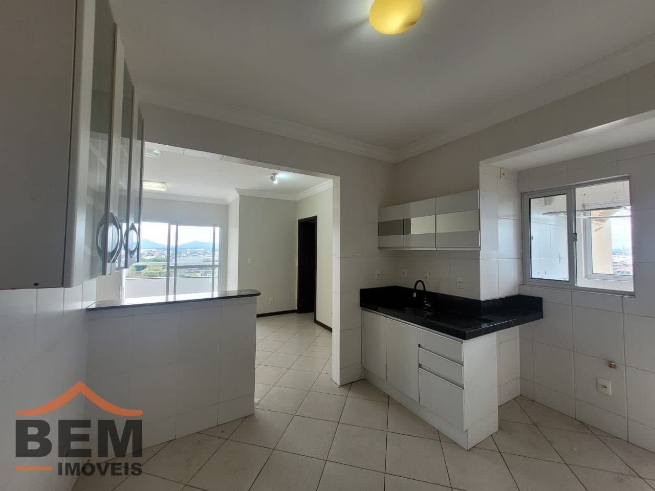 Apartamento para Locação com 2 quartos e 70m² no bairro Dom Bosco, em Itajaí