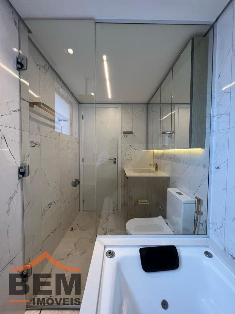 Apartamento para Venda com 4 quartos e 141m² no bairro Centro, em Itajaí